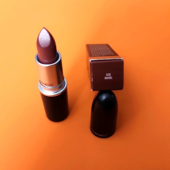 MAC Matte Lipstick in WHIRL 626 - Picture 2 of 2